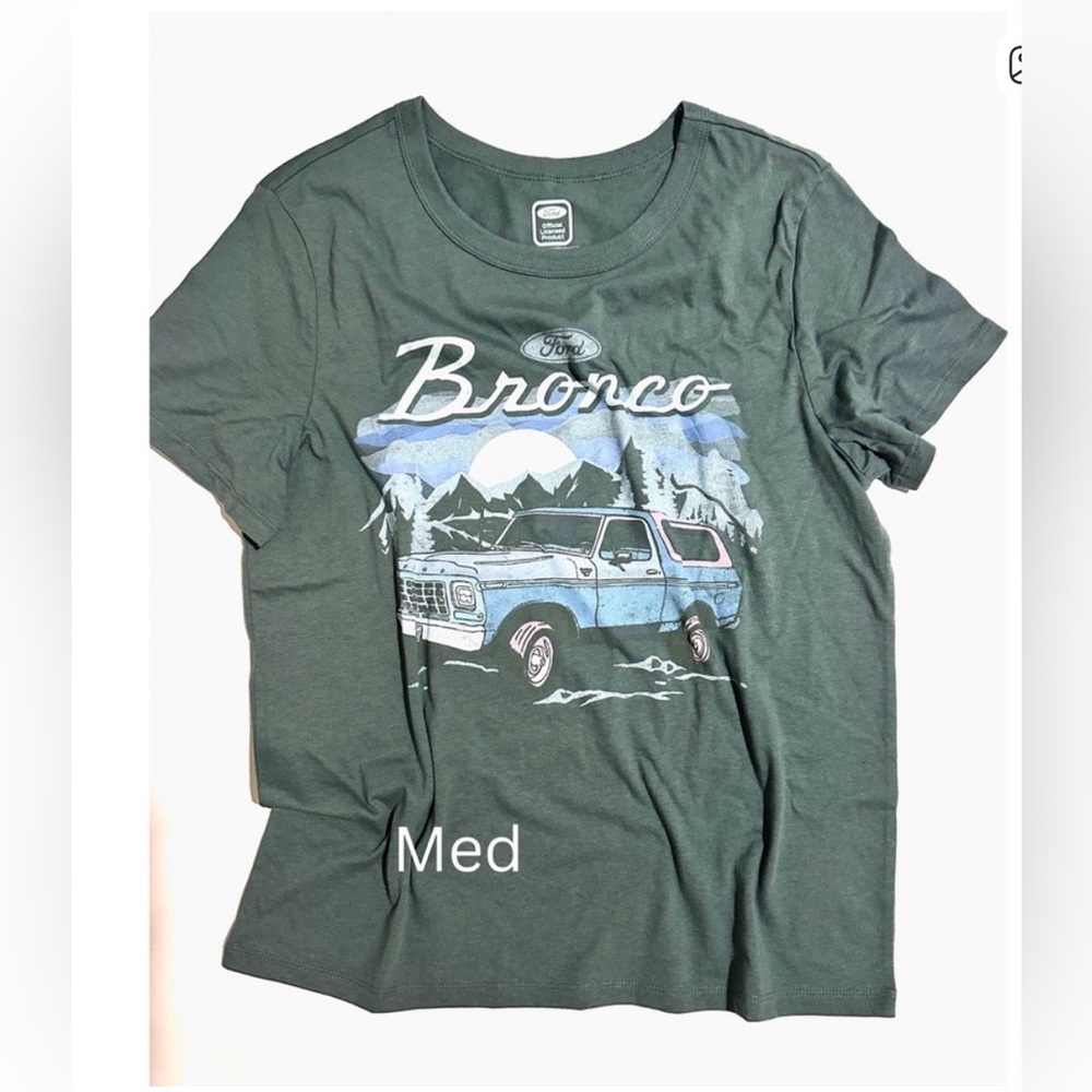 Ford Bronco Green Tee with Mountain Scene | M | New